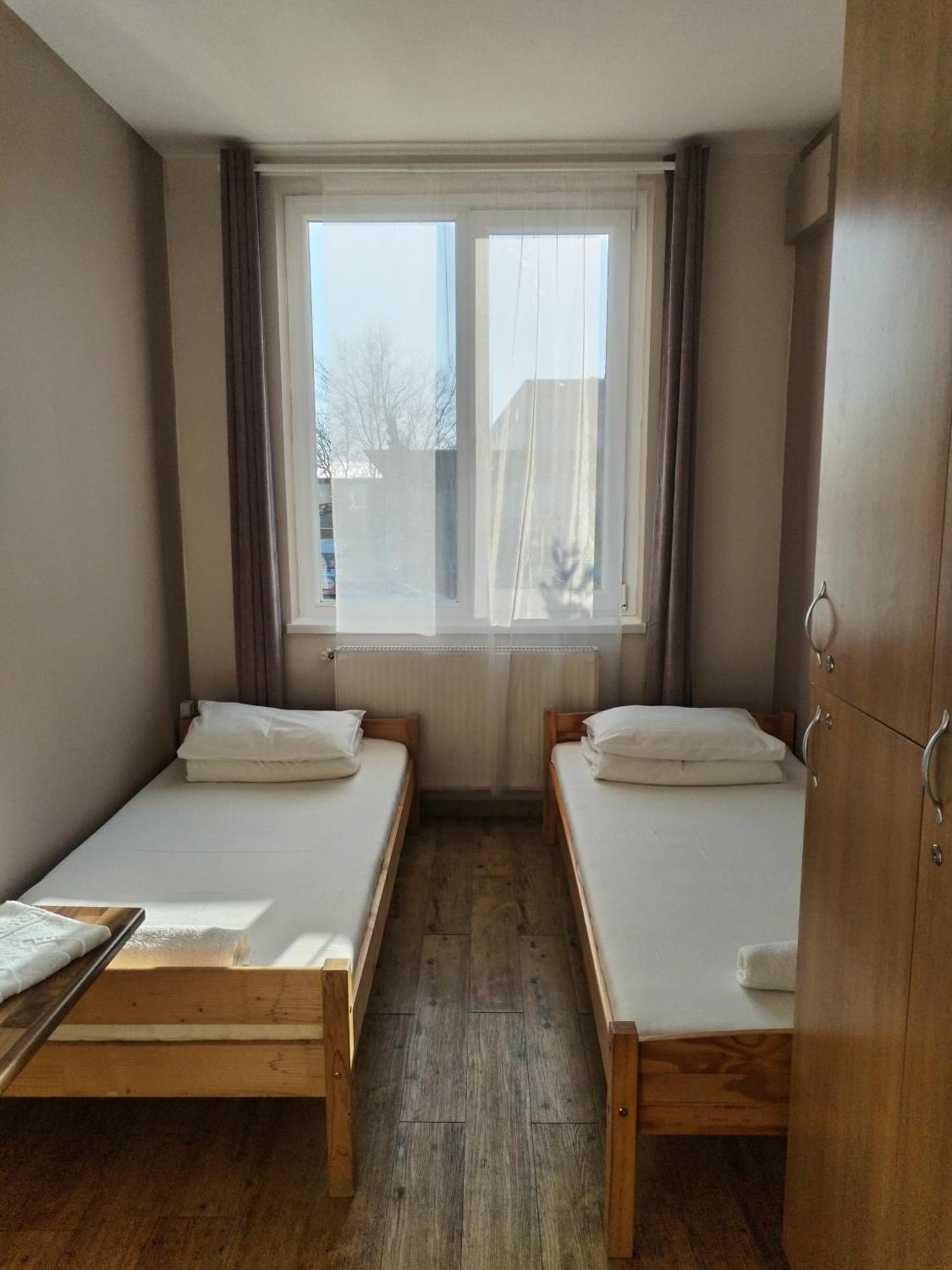 Hostel Ferihegy Vecsés Εξωτερικό φωτογραφία