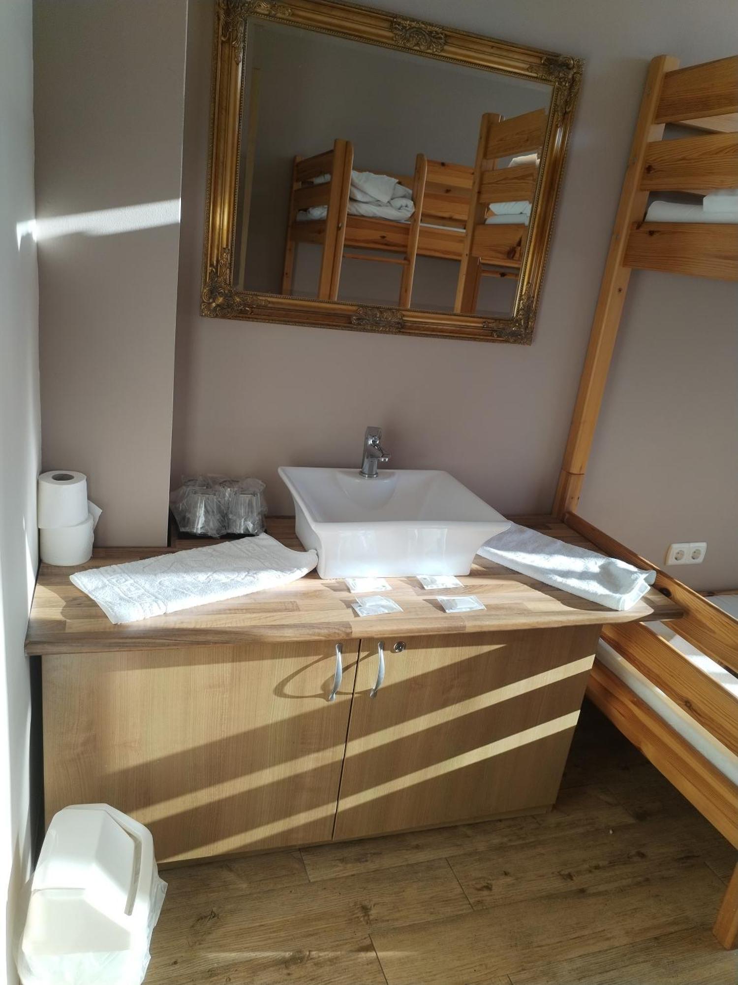 Hostel Ferihegy Vecsés Εξωτερικό φωτογραφία